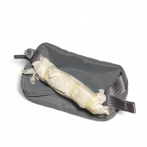 Athleta Gray Mini Crossbody Belt Bag - Picture 2 of 4